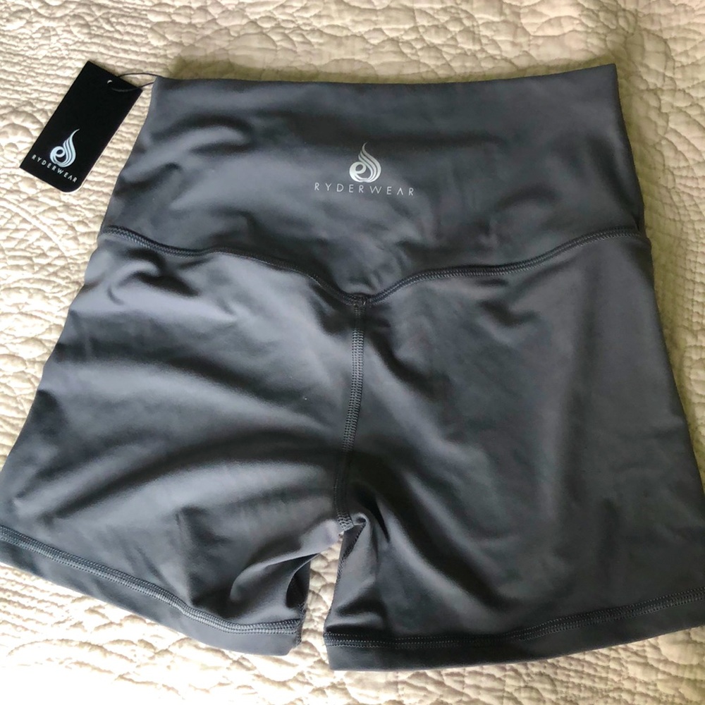Brand new ryderwear active shorts